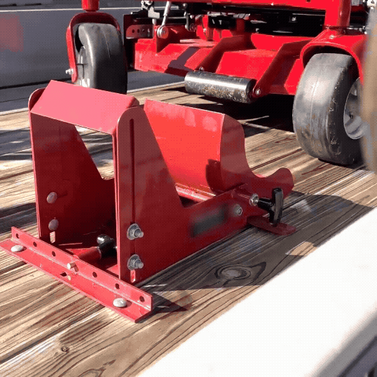Bolt-On Lawn Mower Wheel Power Lock